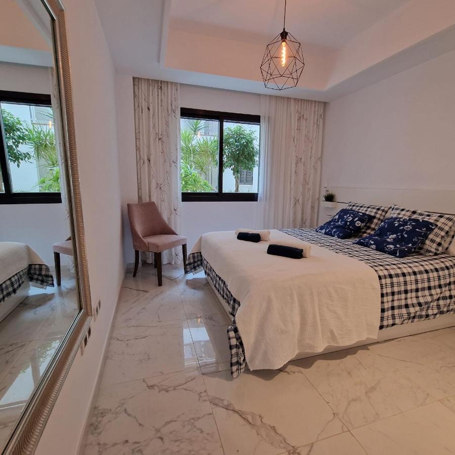 Casares Del Mar Luxury Apartment Malaga Exterior photo