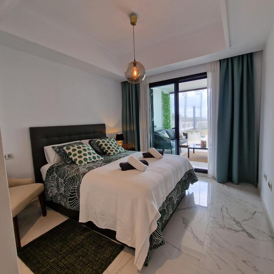 Casares Del Mar Luxury Apartment Malaga Exterior photo